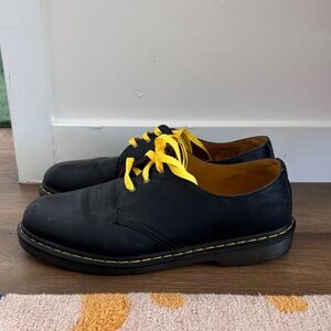 Dr. Martens Docs Oxford Leather Men's Shoes with Yellow Stitching